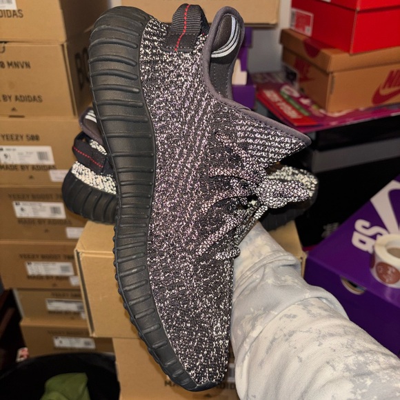 Adidas Yeezy 350 V2 ‘Black Reflective’. 8.5 men or 10 women. *LIKE NEW - Picture 4 of 11